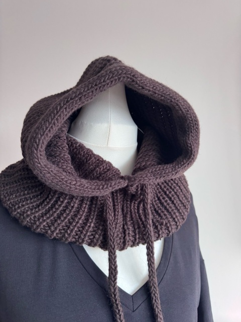 BALACLAVA ( CZEKOLADA, BEŻ)