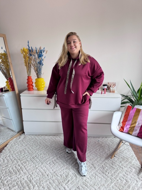 BLUZA ( BORDO,CZEKOLADA) BLUZA ( BORDO,CZEKOLADA)