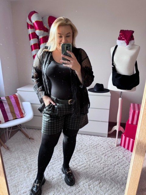 KRÓTKIE SPODENKI ( 2 WZORY )