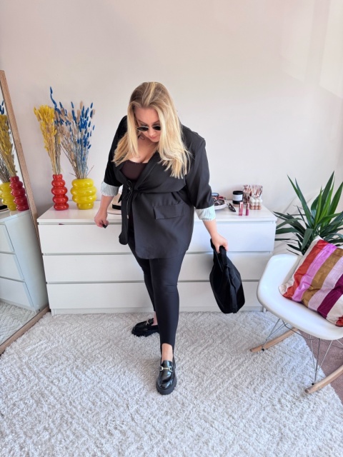 LEGGINSY ZAPIĘTKI - dostępne tylko u nas ! LEGGINSY ZAPIĘTKI - dostępne tylko u nas !