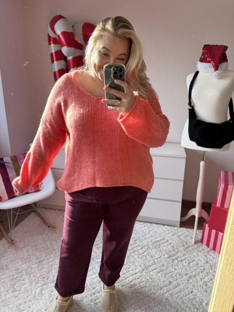 SWETER DZIERGANY KAWA Z MLEKIEM I MORELA