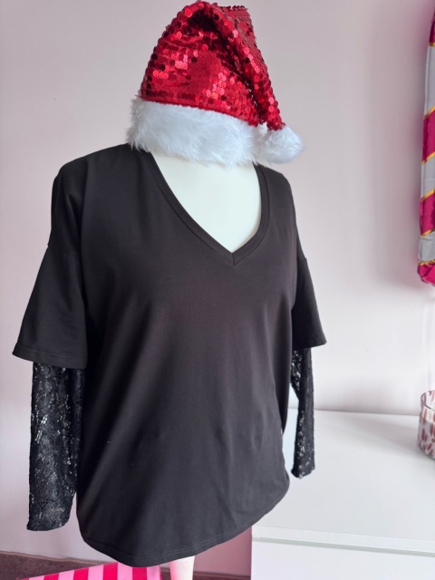 T-SHIRT BASIC Z RĘKAWEM KORONKOWYM ( CZARNA I BIAŁA)