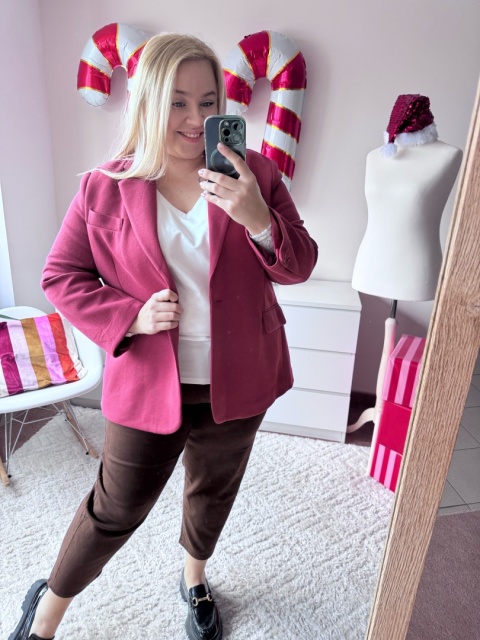 T-SHIRT BASIC Z RĘKAWEM KORONKOWYM ( CZARNA I BIAŁA)