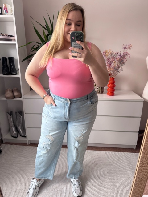 BLUZKA NA RAMIĄCZKA MODELUJĄCA 2 KOLORY