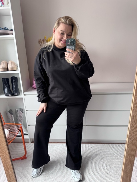 FLARE CZARNE 2 by Szafana+