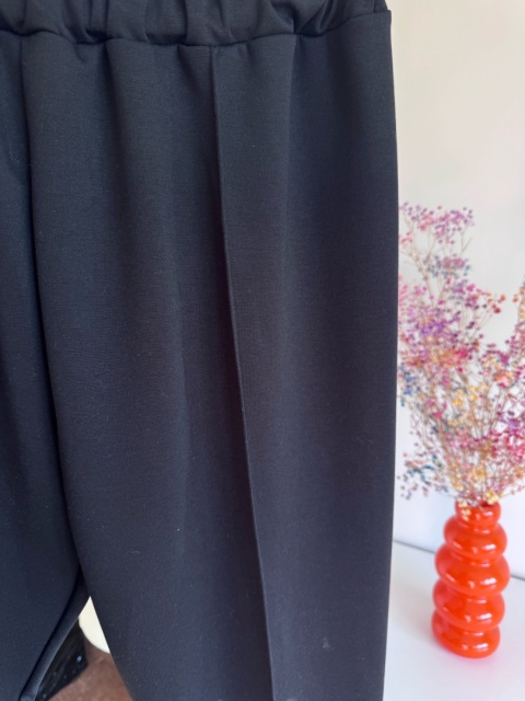 LEGGINSY ZAPIĘTKI Z PRZESZYCIEM CZARNE - dla nizszych kobiet do 160 cm