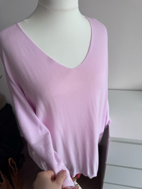 LEKKI SWETER DŁUŻSZY