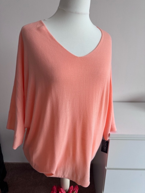 LEKKI SWETER DŁUŻSZY