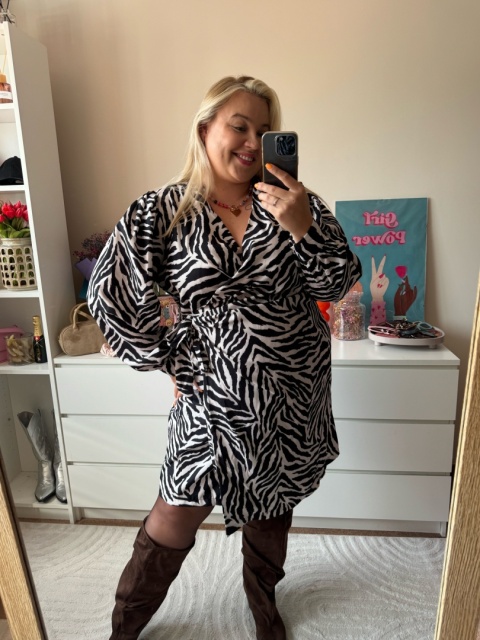 SUKIENKA MISSY ZEBRA